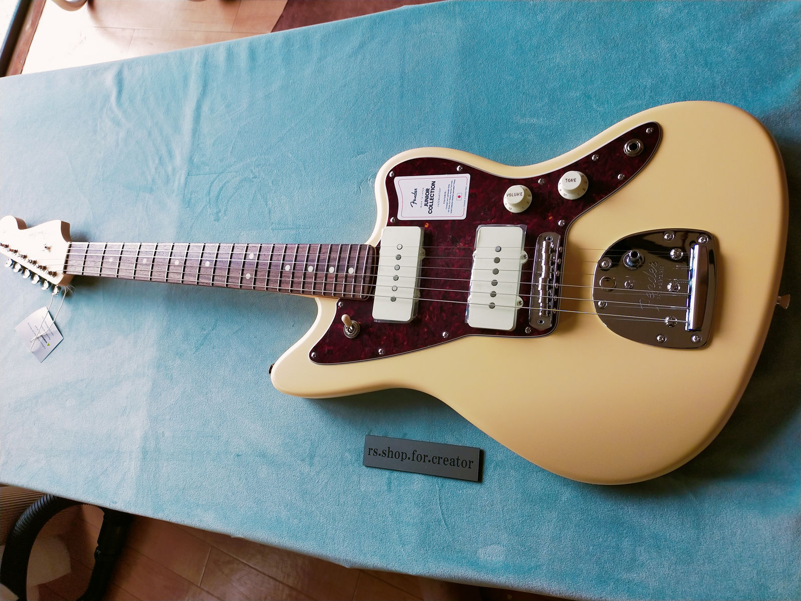 Fender Made in Japan Junior Collection Jazzmaster Satin Fender Made in Japan Junior Collection Jazzmaster Satin