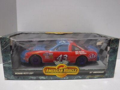 Bobby Hamilton #43 STP Ertl American Muscle 1:18 CH-C3 - 062724JET