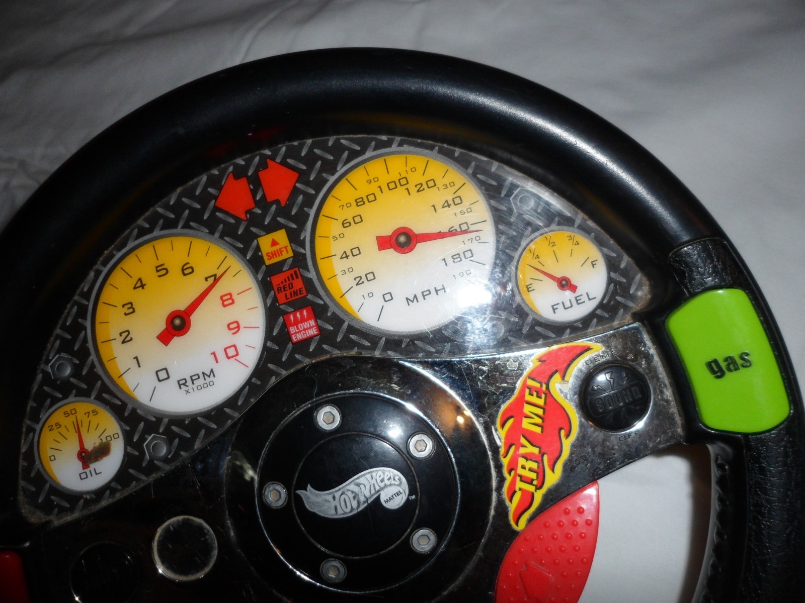 Hot Wheels Rev N' Roll Steering Wheel Electronic Hand Held Driving Racing Toy