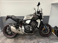 2018 HONDA CB1000R 1000 ONLY 4k MILES- FINANCE+DELIVERY