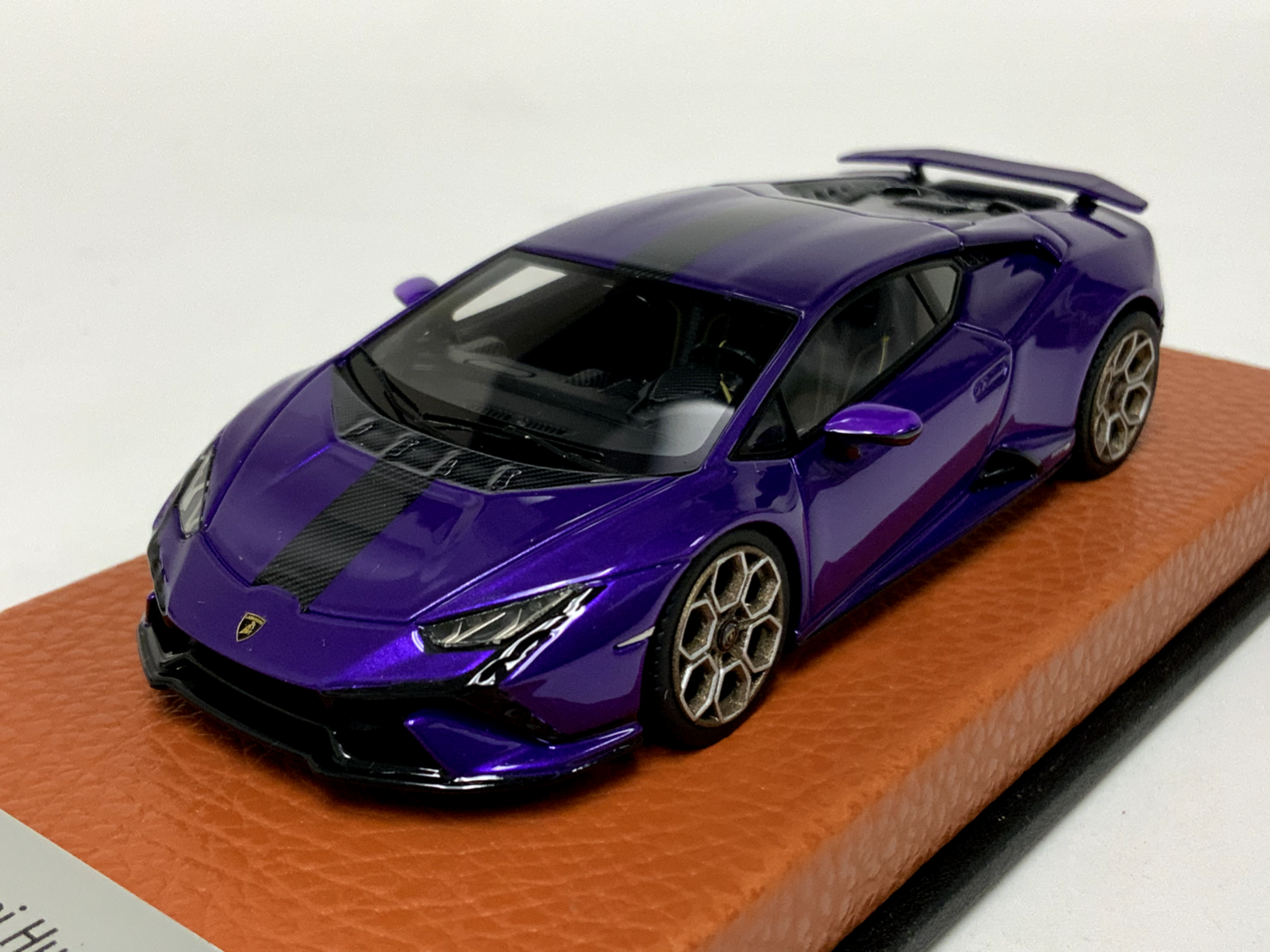 【新品】 Look Smart LS515 Lamborghini  V12 ルックスマート LS515B 1/43 ランボルギーニ V12 ヴィジョン