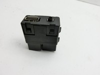 Opel Astra J 12-18 USB AUX Buchse Anschluss Opel Astra J 12-18 01.01.2013 13360040 gebraucht Vorschau 2