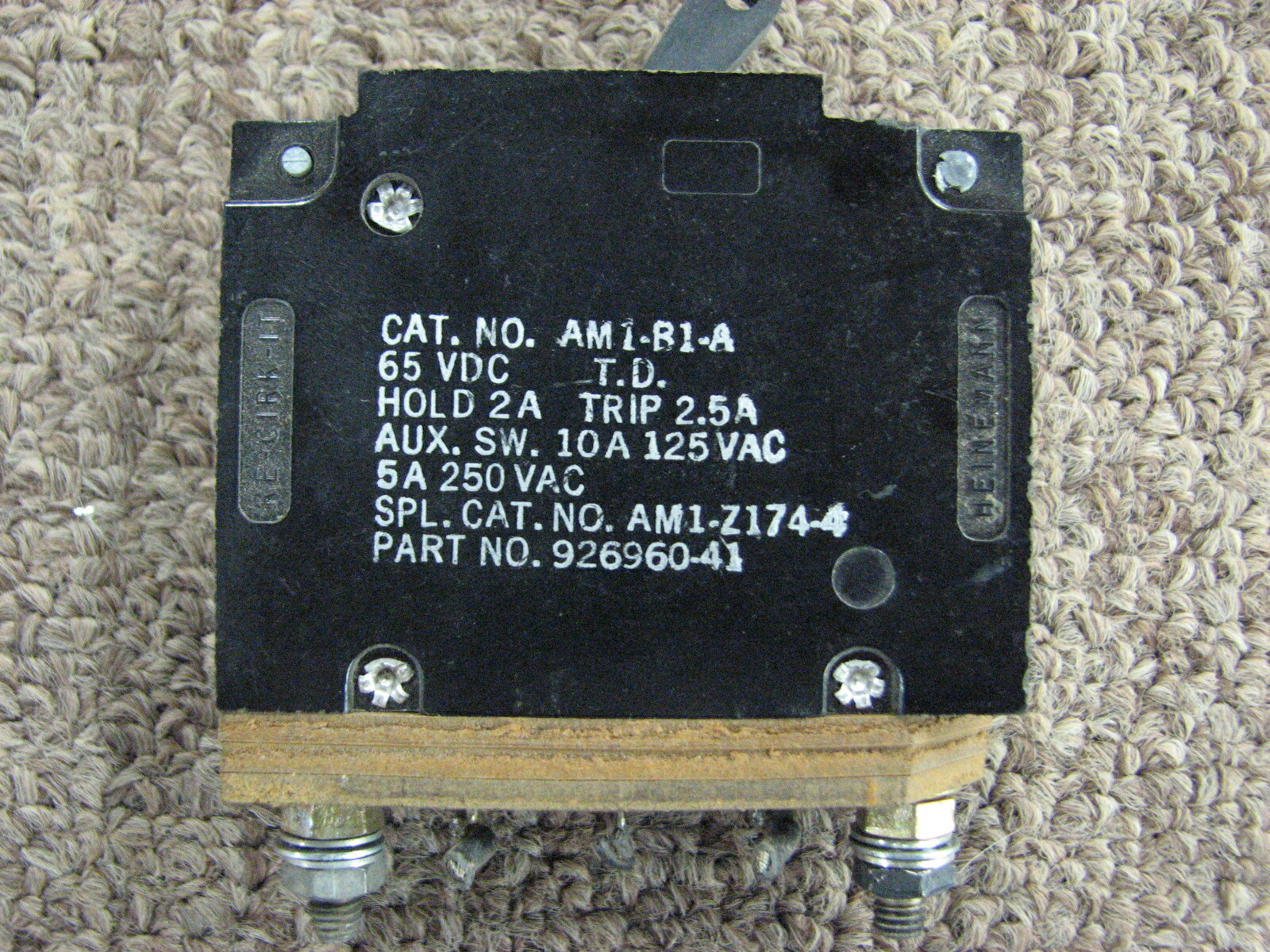 Heinemann, 1Pole, 2Amp 65VDC, with auxiliary SPDT switch