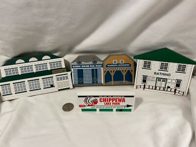 The Cat's Meow 1993 Chippewa Lake Series 4 Pieces Sign Bathing etc New Old Stock