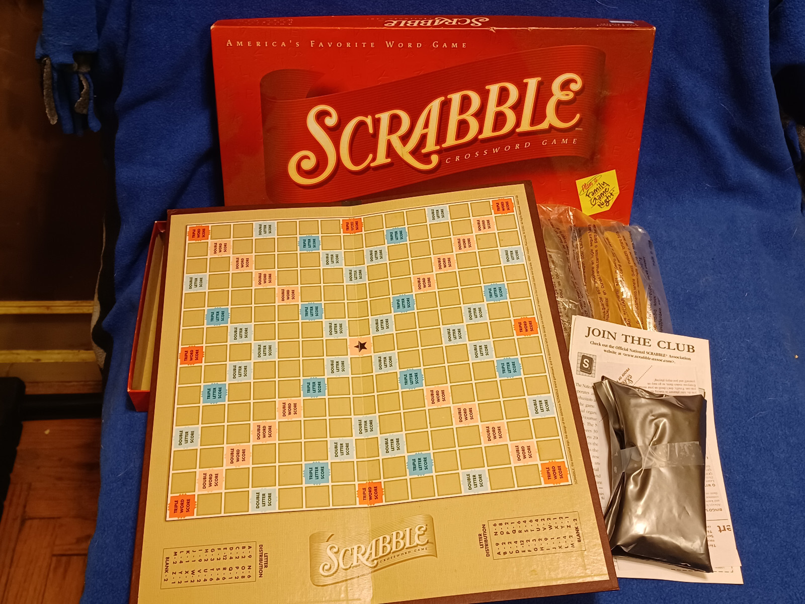 (未使用･未開封品)　Hasbro Scrabble Crossword Game with Power Tiles p1m72rm Amazon.com: Scrabble Board Game h Power Tiles : Toys & Games