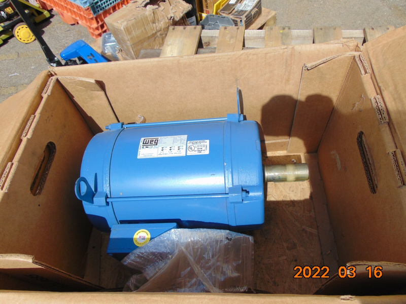 NEW WEG 00718OP3H213T 7-1/2 HP INVERTER DUTY MOTOR 3-PH 575V 1755 RPM