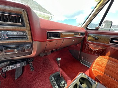 image 12 of interior