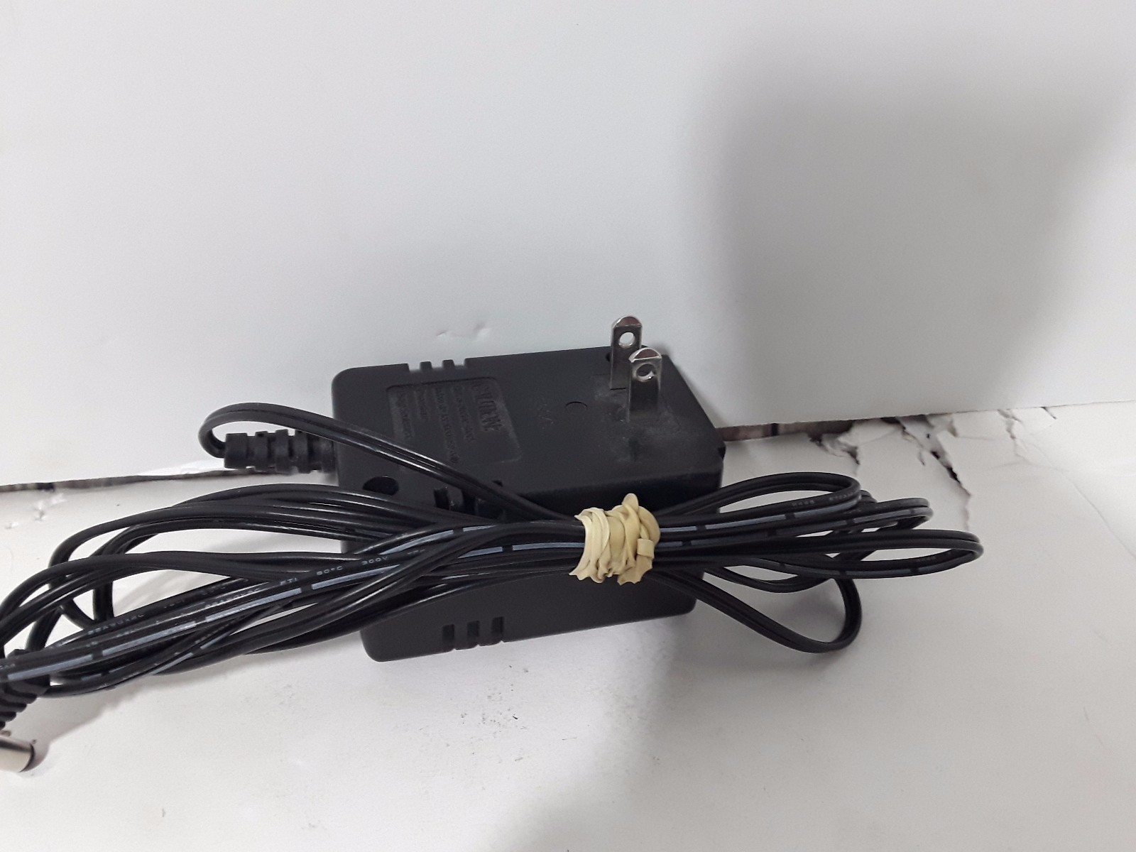 Plantronics CA10 Power Supply 120VAC 15W 9VDC 800mA 5.5mmx 2.1mm x 9.5mm