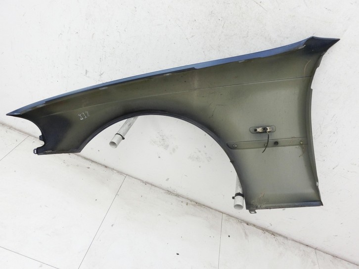 BMW 318Ci E46 00-03 Kotflügel Rechts Vorne 364 BMW 318Ci E46 00-03 25.02.2002 8241440 41358241440 gebraucht Bild 7