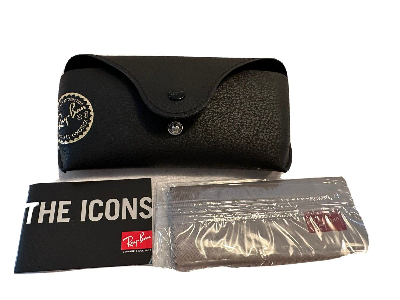 RayBan Sunglasses Case Medium Black Leather Case with Cleaning Cloth