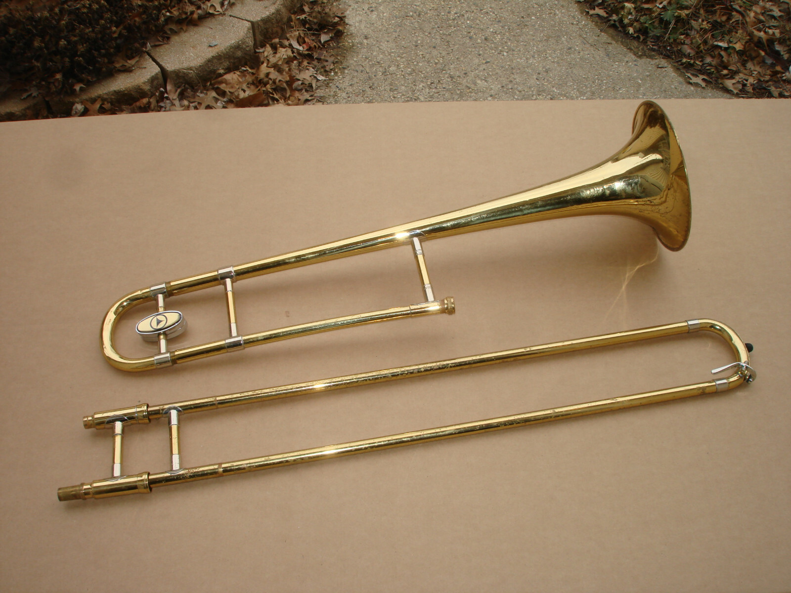 Holton TR602 Holton Collegiate Bb Trombone with Mouthpiece & Case 820258