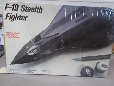 TESTORS-#595-F-19 STEALTH FIGHTER-  NOT SEALED KIT-1:48 SCALE