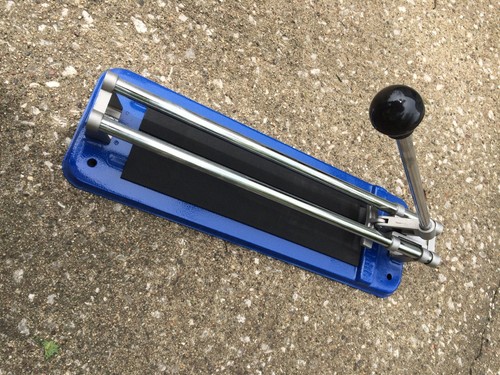 Tile Cutting Machine 12