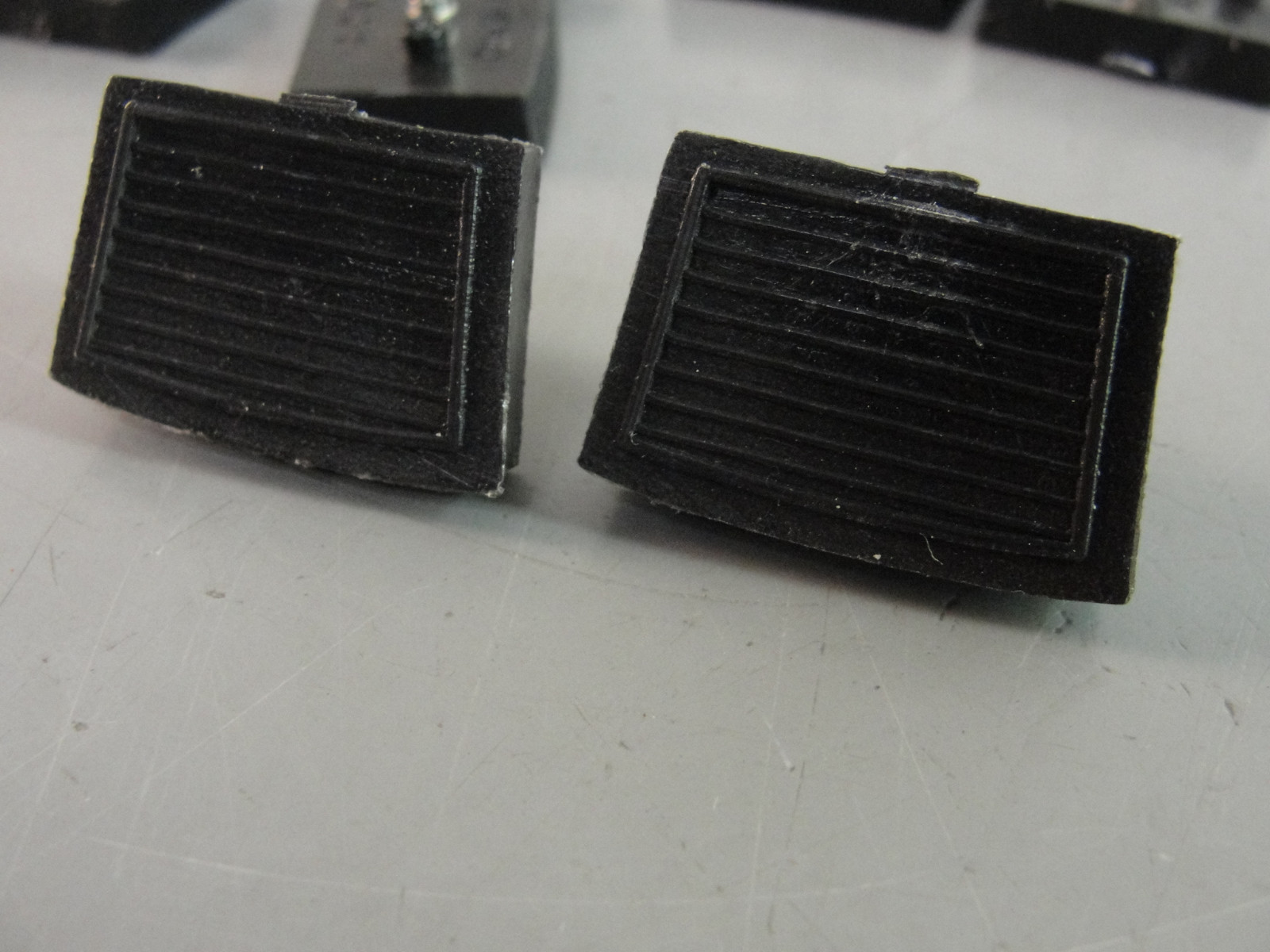 PALERMO HIGH HEEL SHOE REPAIR REPLACEMENT TIPS CAPS TAPS LOT 20pc 26x17 x 2.8 mm