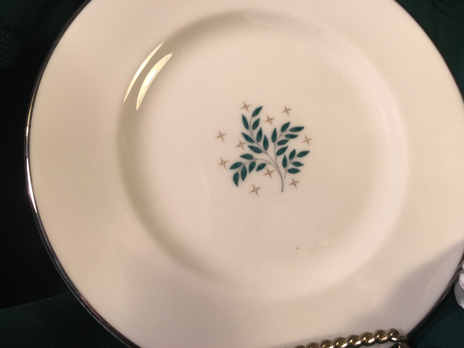 Syracuse LYRIC Green Leaves on Branch Platinum Trim Set of 6 BREAD  PLATES