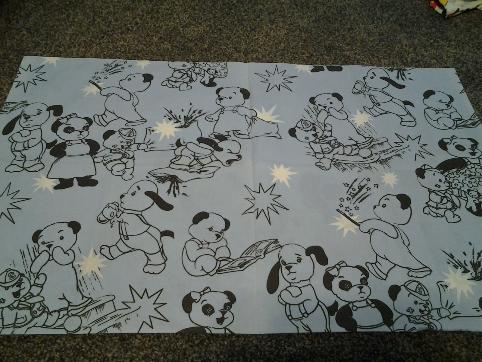 vintage panda design duvet? made in great britain w/case