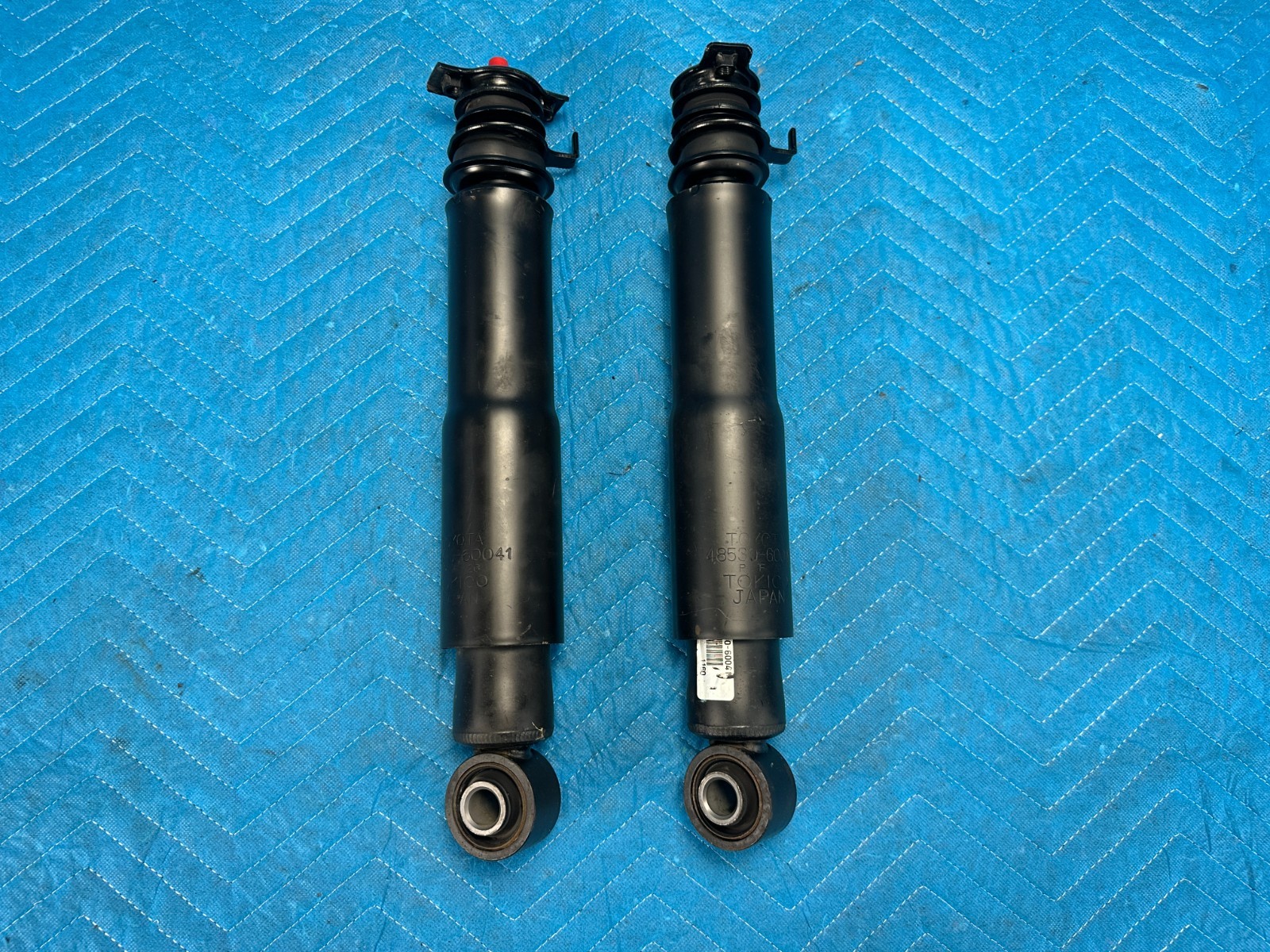 RKさん専用 LEXUS SC30 % 02-05 LEXUS SC430 FRONT PASSENGER RIGHT RH STRUT SHOCK