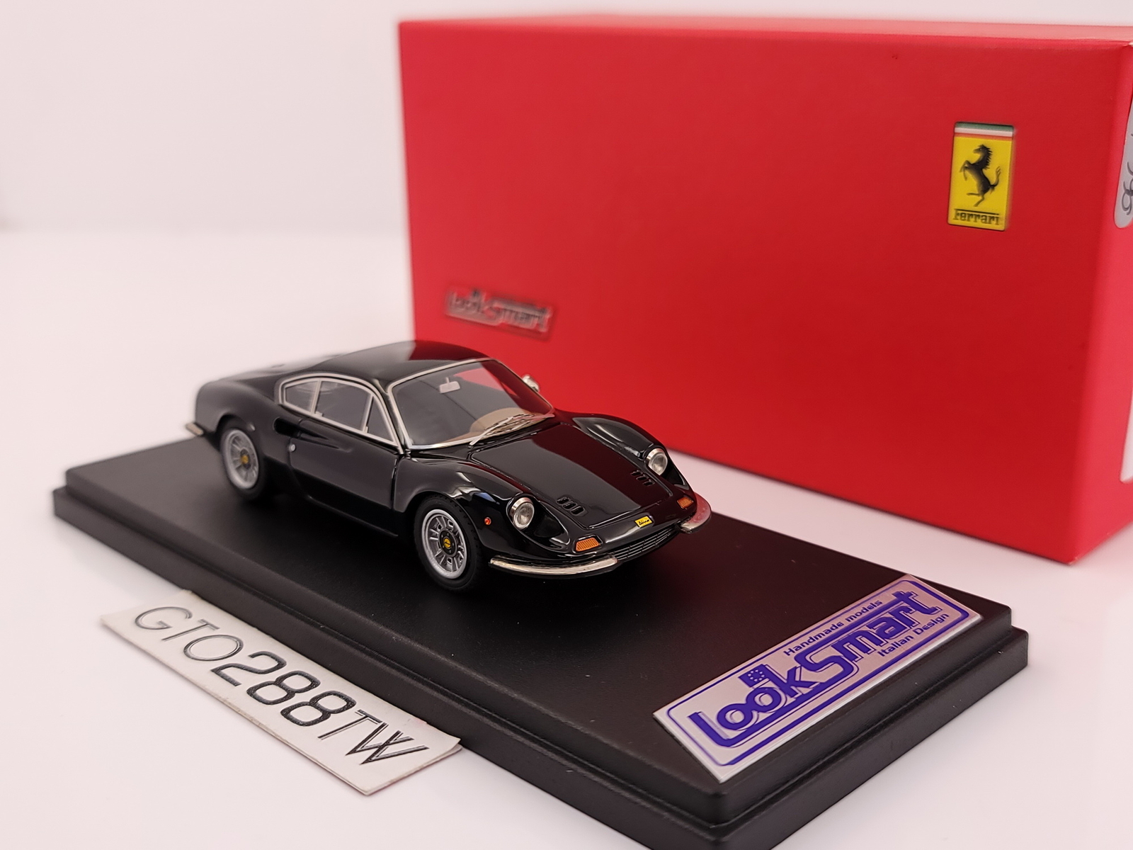 良品　イタリア製　1/43 ディーノ　 246 GTS ルックスマート 良品 イタリア製 1/43 ディーノ 246 GTS ルックスマート