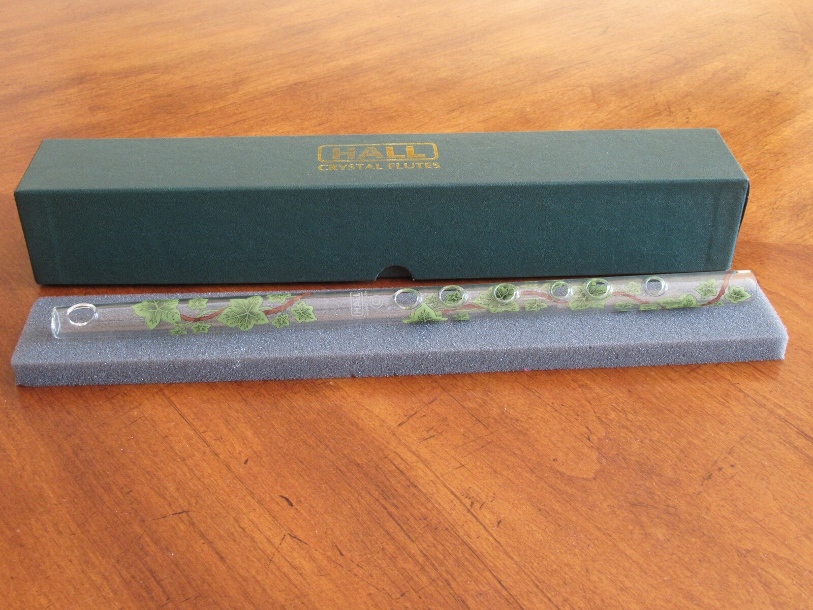 Hall Crystal Flute in C Ivy PICCOLO 104 USA Made Floral in original Box #11204