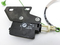 BMW E63 6er 645Ci 03-07 Tankdeckel Stellmotor Tankklappenmotor BMW E63 6er 645Ci 03-07 10.01.2005 6987635... Vorschau 5