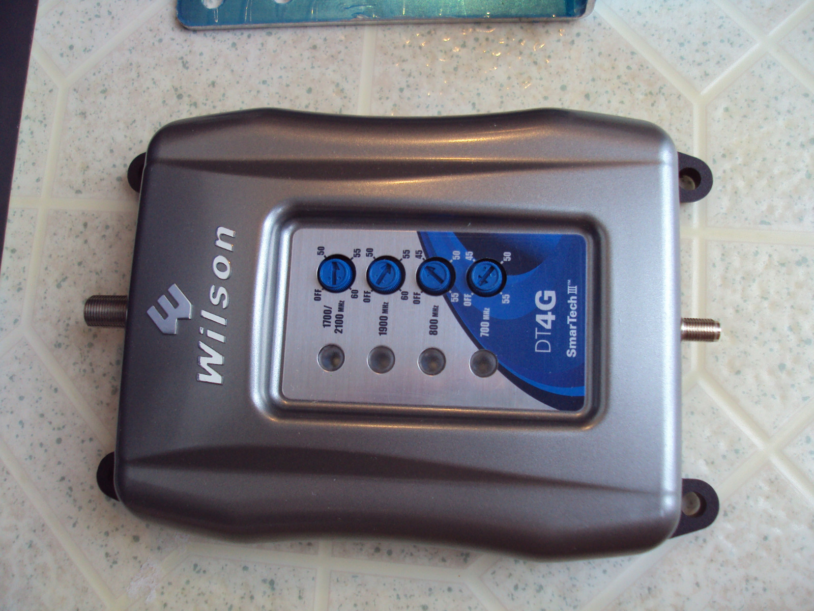 In Box Wilson Electronics 460001 4G Cell Phone Signal Booster