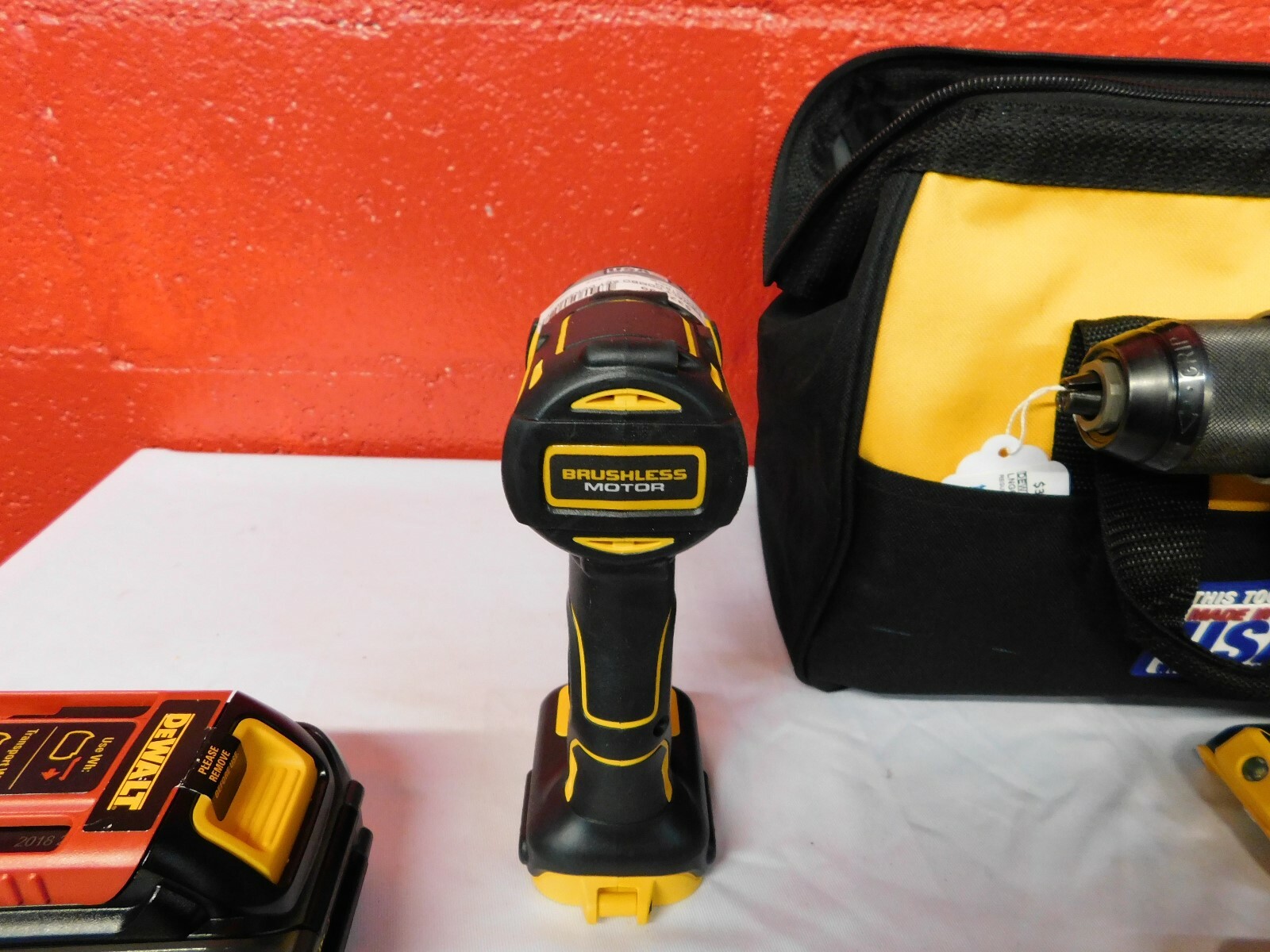 NEW Dewalt Dck299d1t1 FLEXVOLT Lithium Ion Cordless Brushless Combo Tool Kit