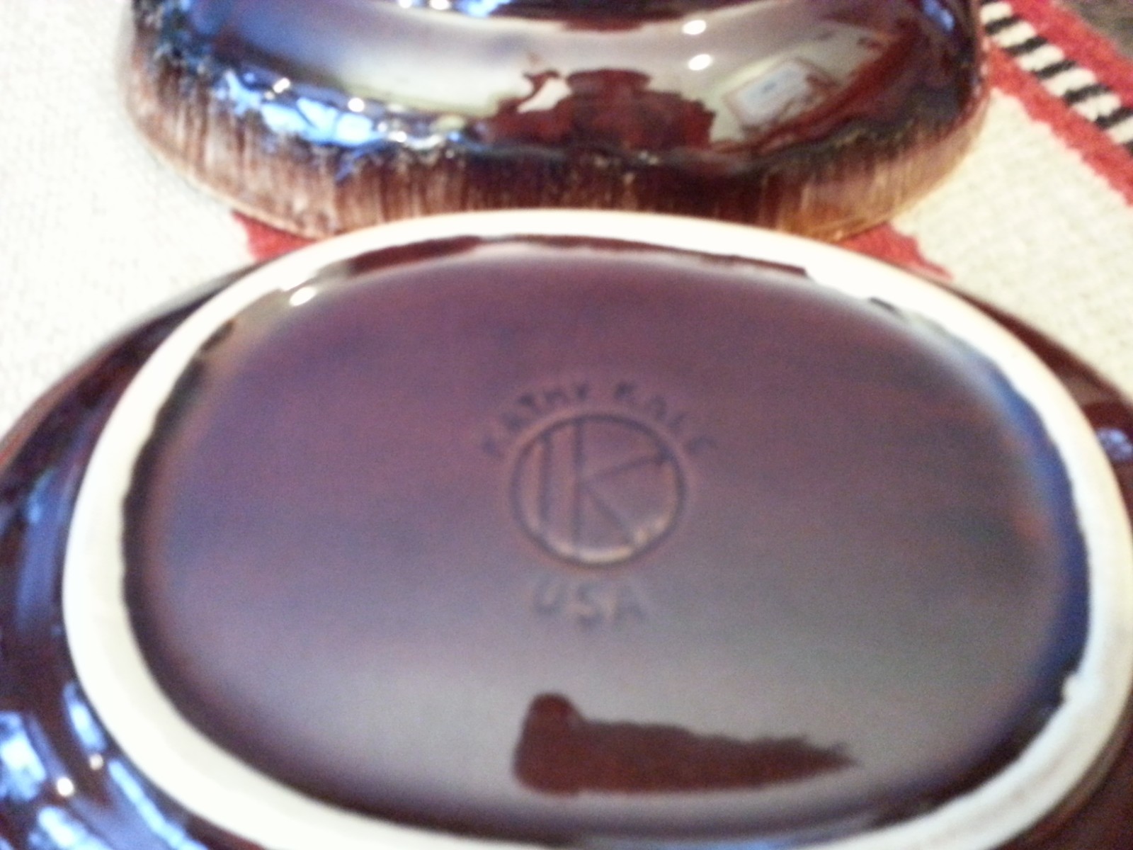 2 Vintage Kathy Kale McCoy Brown Drip Ceramic Oval Serving Bowl, collectible