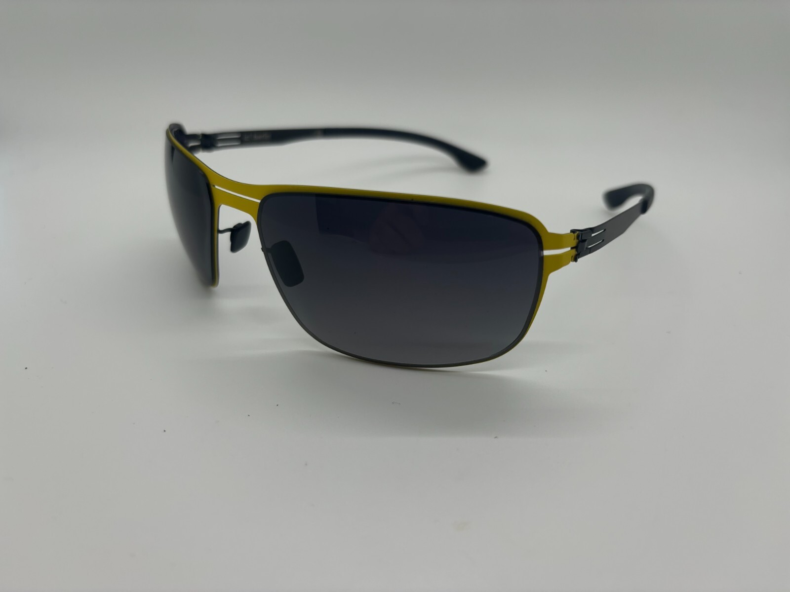 Pre-owned Ic! Berlin Ic Berlin Lance Acid Yellow Black Sunglasses 65-18-135mm Comes W/ Full Set