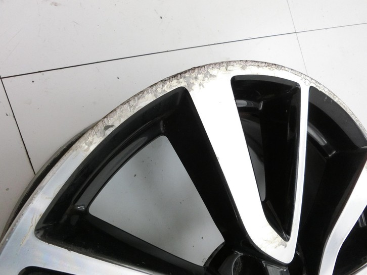 Nissan X-Trail T32 14-17 1 x Felge Aluminiumfelge 19 Zoll 5X114.3 Nissan X-Trail T32 14-17 09.03.2015 4CB3A gebraucht Vorschau 6