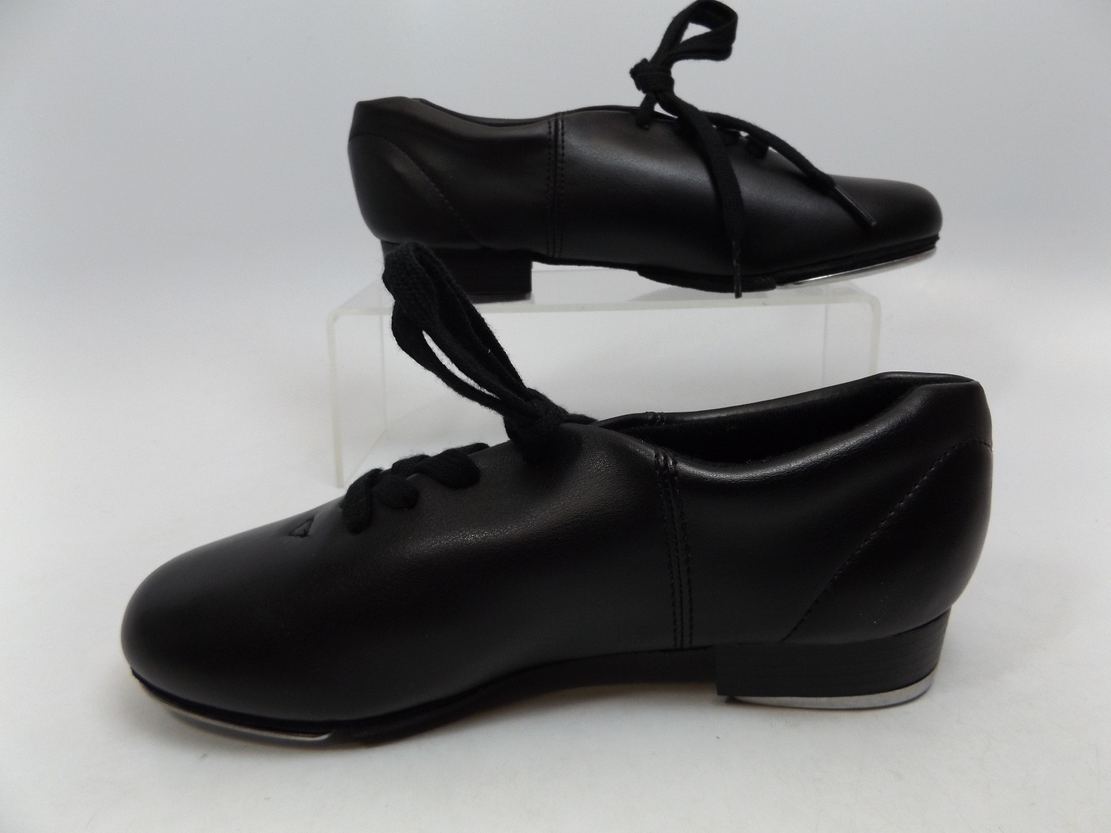 Capezio CG17  Dance Tap Shoes GIRLS SZ 4.5 M BLACK  Lace Up NEW DISPLAY M916