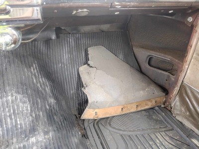 image 6 of interior