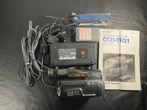 Sony Handycam CCD TR31 8mm Video 8 Camcorder battery Remote