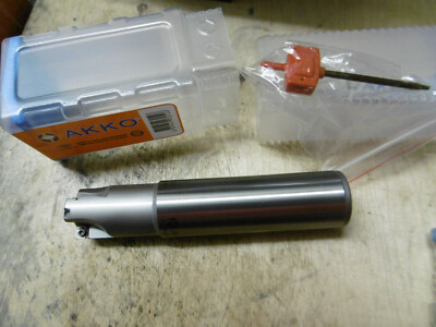 Akko AEM90-SE09-D32-C32-L150-Z03 Schaftfräser für SEET 09T3... 