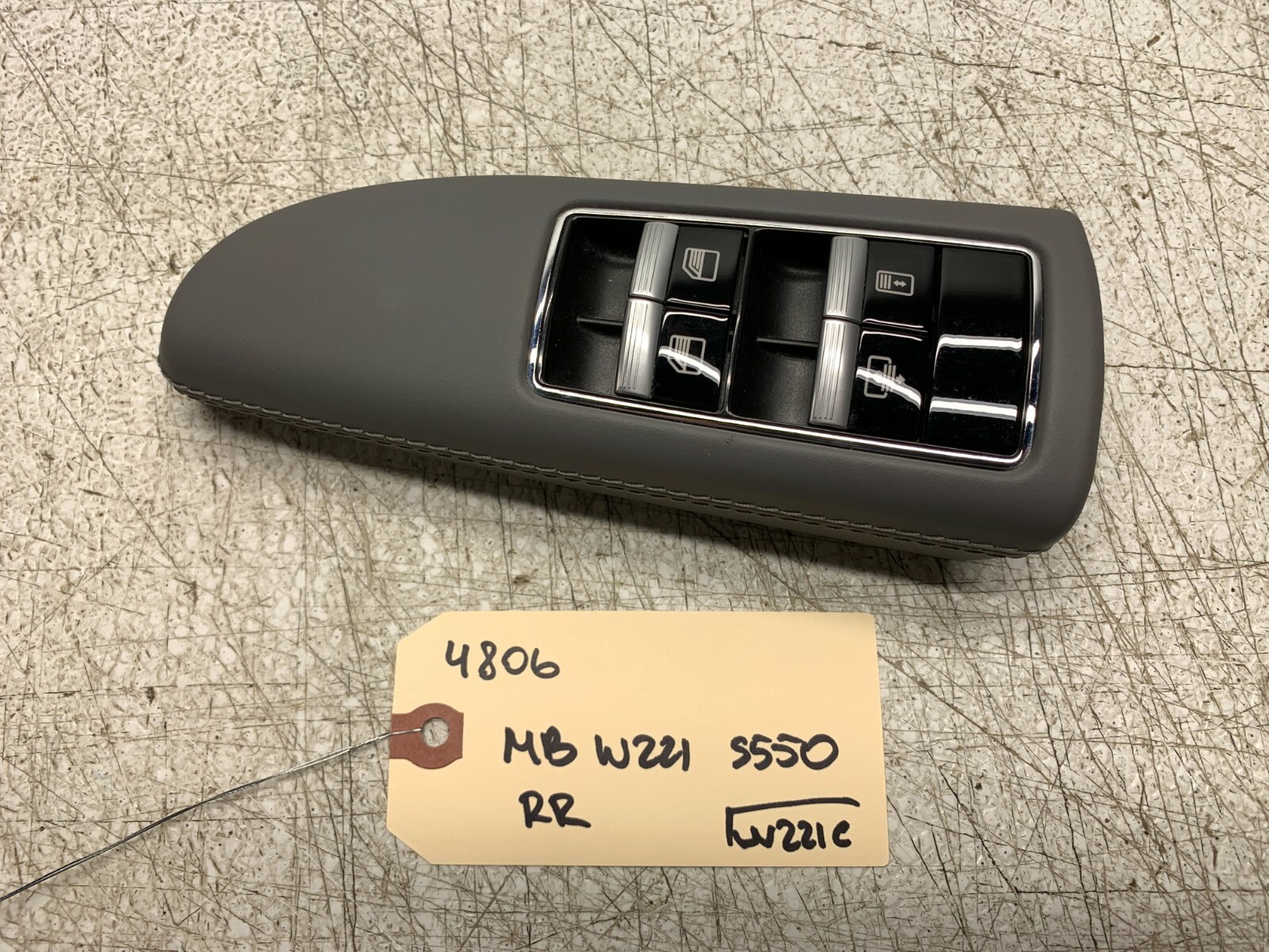 MERCEDES W221 S-CLASS  REAR RIGHT DOOR MASTER WINDOW SWITCH BUTTONS