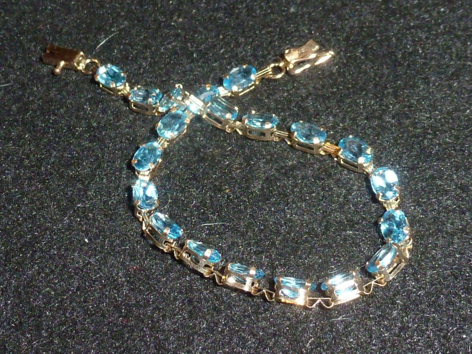10K SOLID YELLOW GOLD BLUE SPINEL GEMSTONE BRACELET - 7