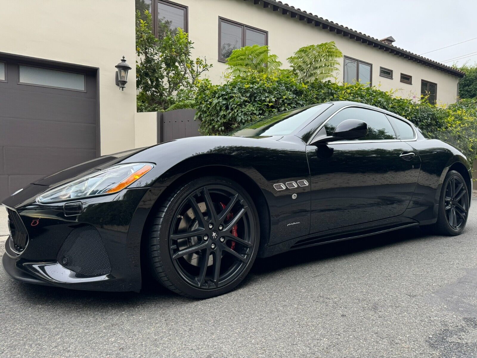 2018 Maserati Gran Turismo Sport Granturismo LOW MILES ONE OWNER WELL MAINTAINED