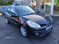 Renault Clio estate 1598cc petrol black 5 door ulez compliant