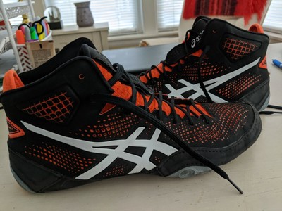 asics graffiti wrestling shoes