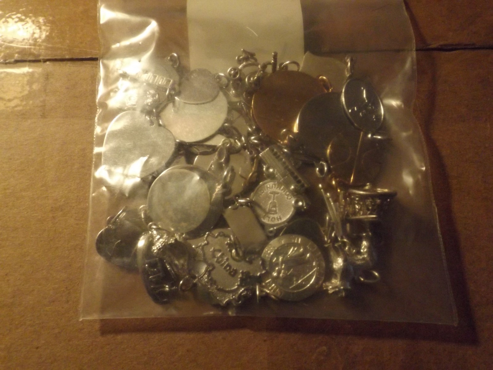 Wholesale Lot Of SILVER TONE Chains 50 Count with Lot TIBITAN Silver Pendants