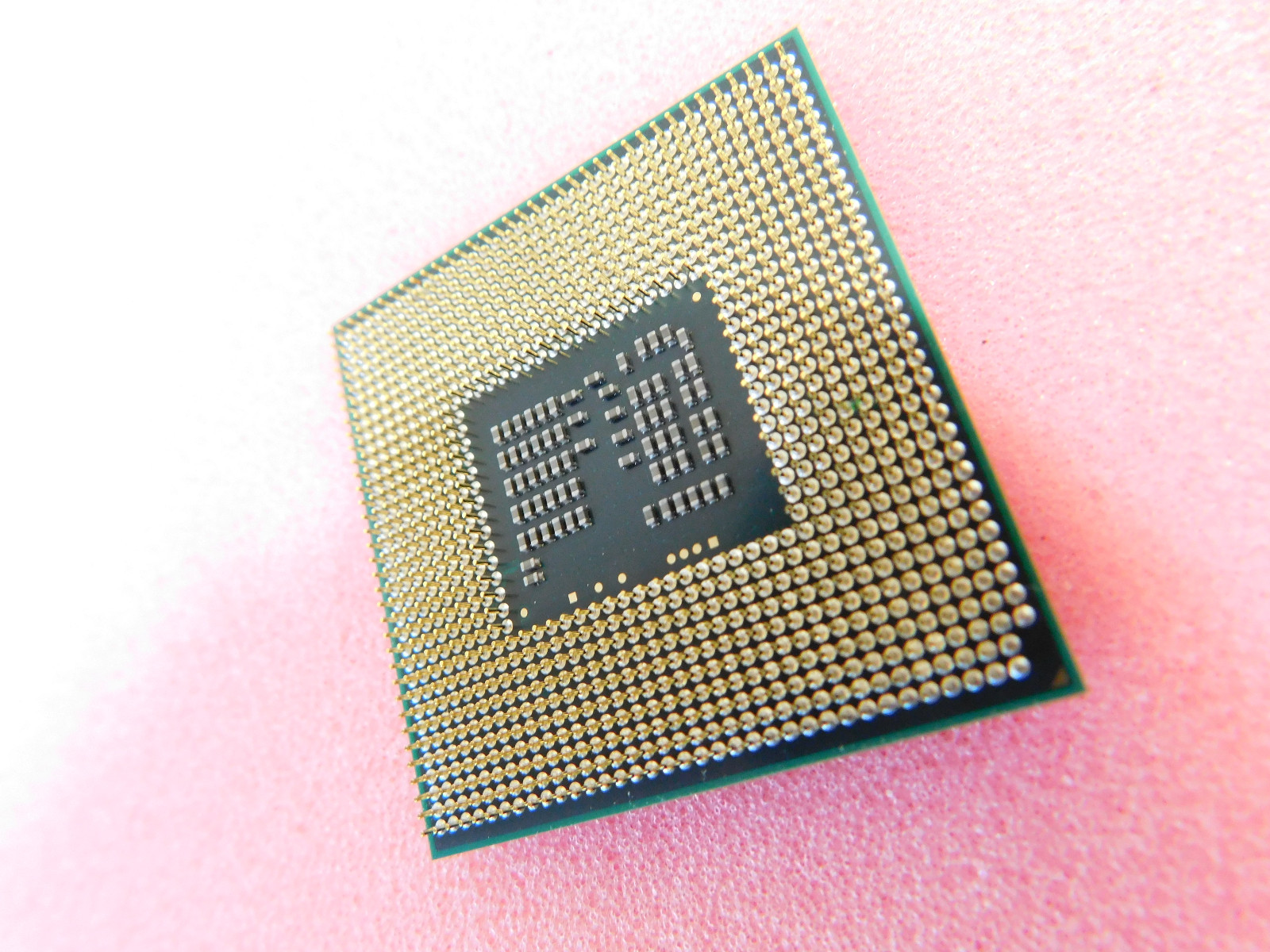 Intel Core™ i5-430M SLBPN 2.267GHz 512KB/3MB Socket G1 CPU Processor