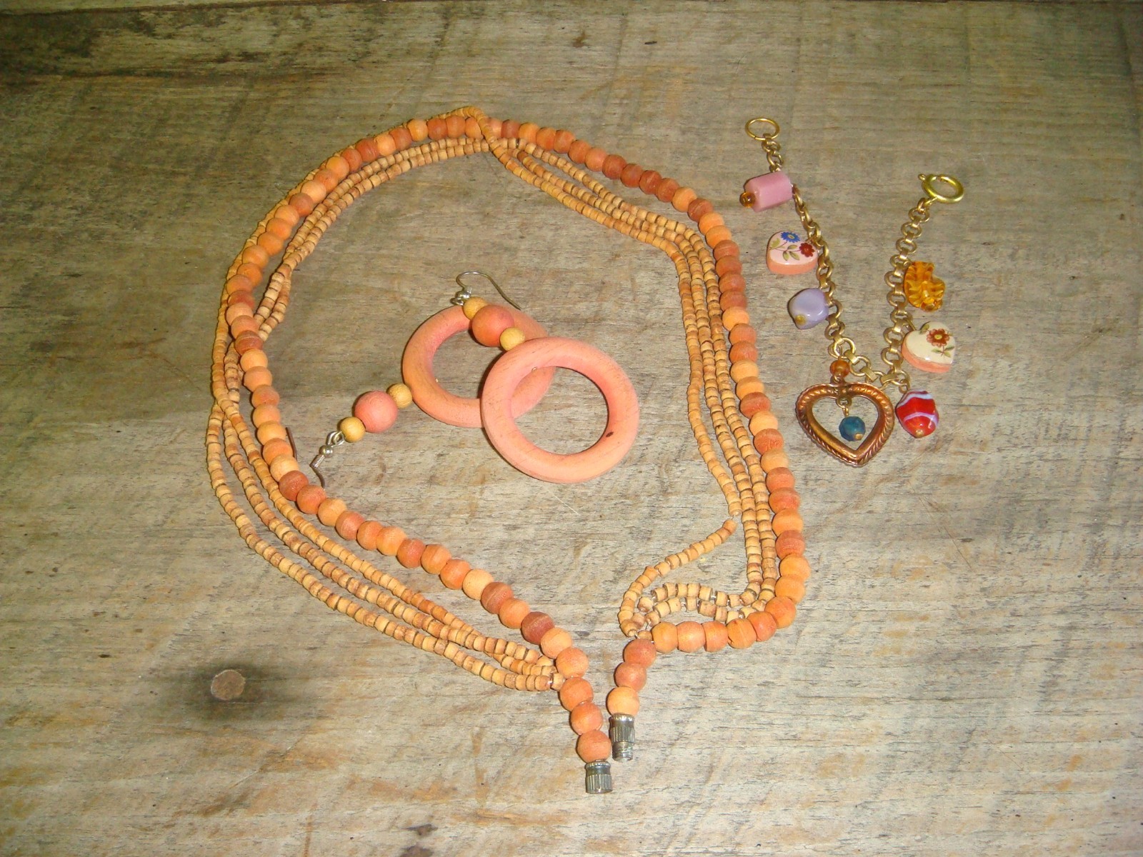 Vintage Papier Mache Beaded Necklace & Earrings w/ Complementing Bracelet