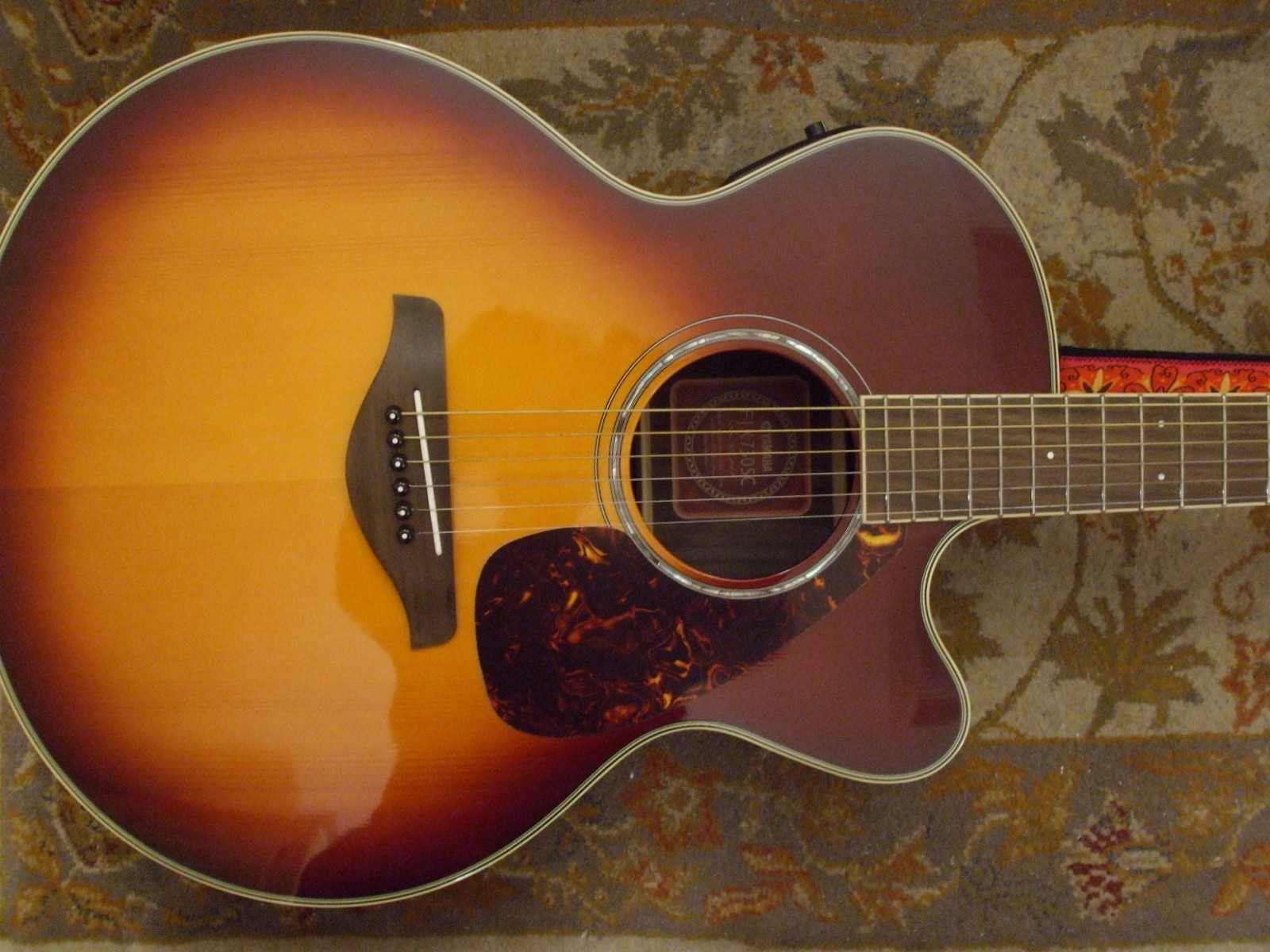 Yamaha FJX730SC Solid Spruce Top Rosewood Acoustic-Electric Guitar