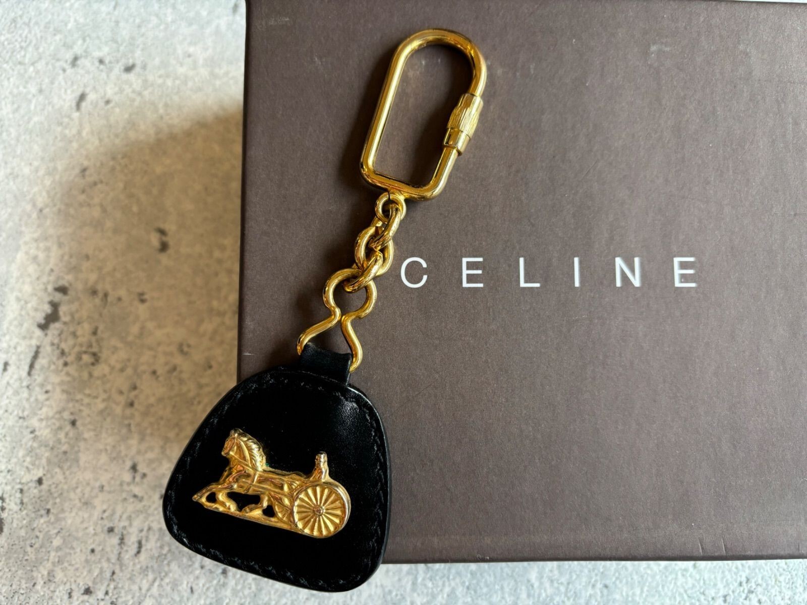 CELINE ♡ Vintage Key ring Authentic Celine Vintage Key Ring Chain Charm Carriage Metal