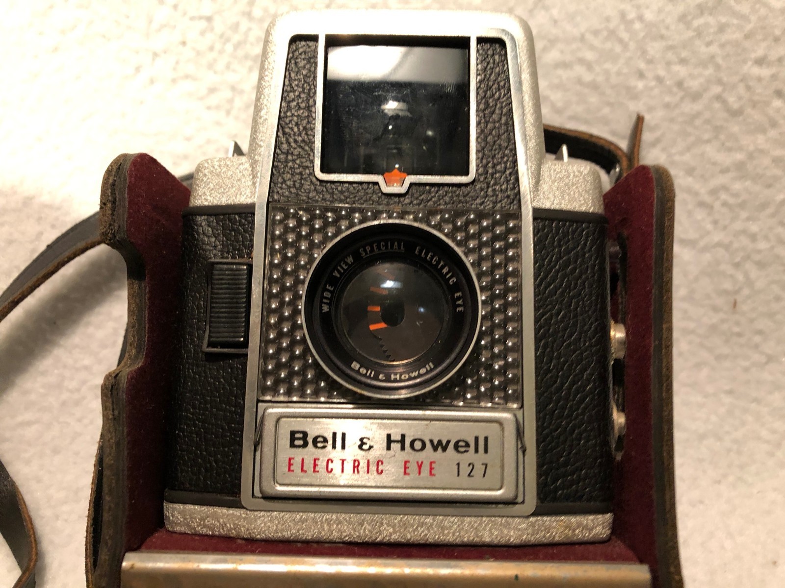 Vintage Bell & Howell Electric Eye 127 High End Camera w/ Case