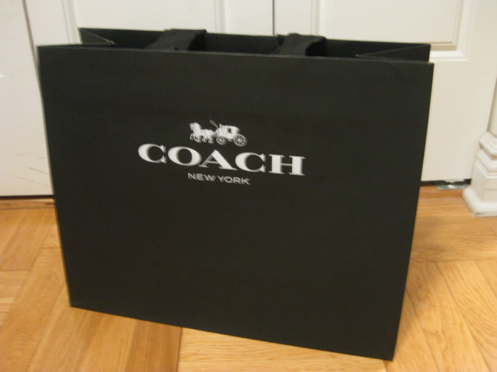COACH: LARGE PAPER SHOPPING / GIFT BAG