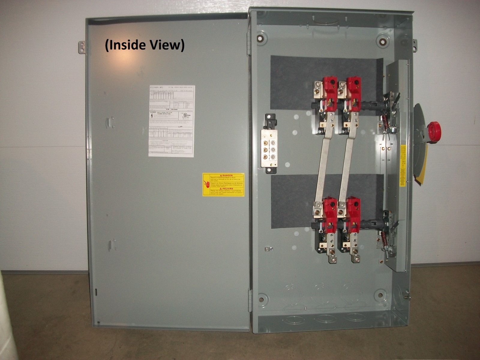 Eaton Double Throw 200 amp Safety Switch DT224URK-NPS