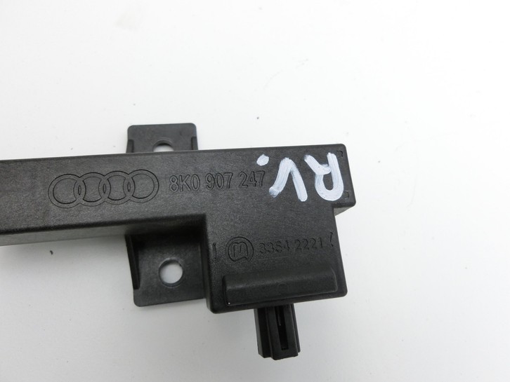 Audi A5 8F Cabrio 09-12 Empfänger Antenne für Kessy Keyless Entry Pos.1 Rechts Vorne Audi A5 8F Cabrio 09-12... Vorschau 2
