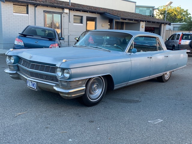 Cadillac fleetwood 1964