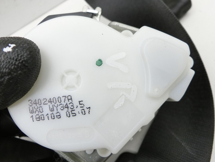 BMW 1er E88 125I 07-11 Cabrio Gurt Sicherheitsgurt Rechts Vorne BMW 1er E88 125I 07-11 26.10.2007 6981476... Vorschau 3