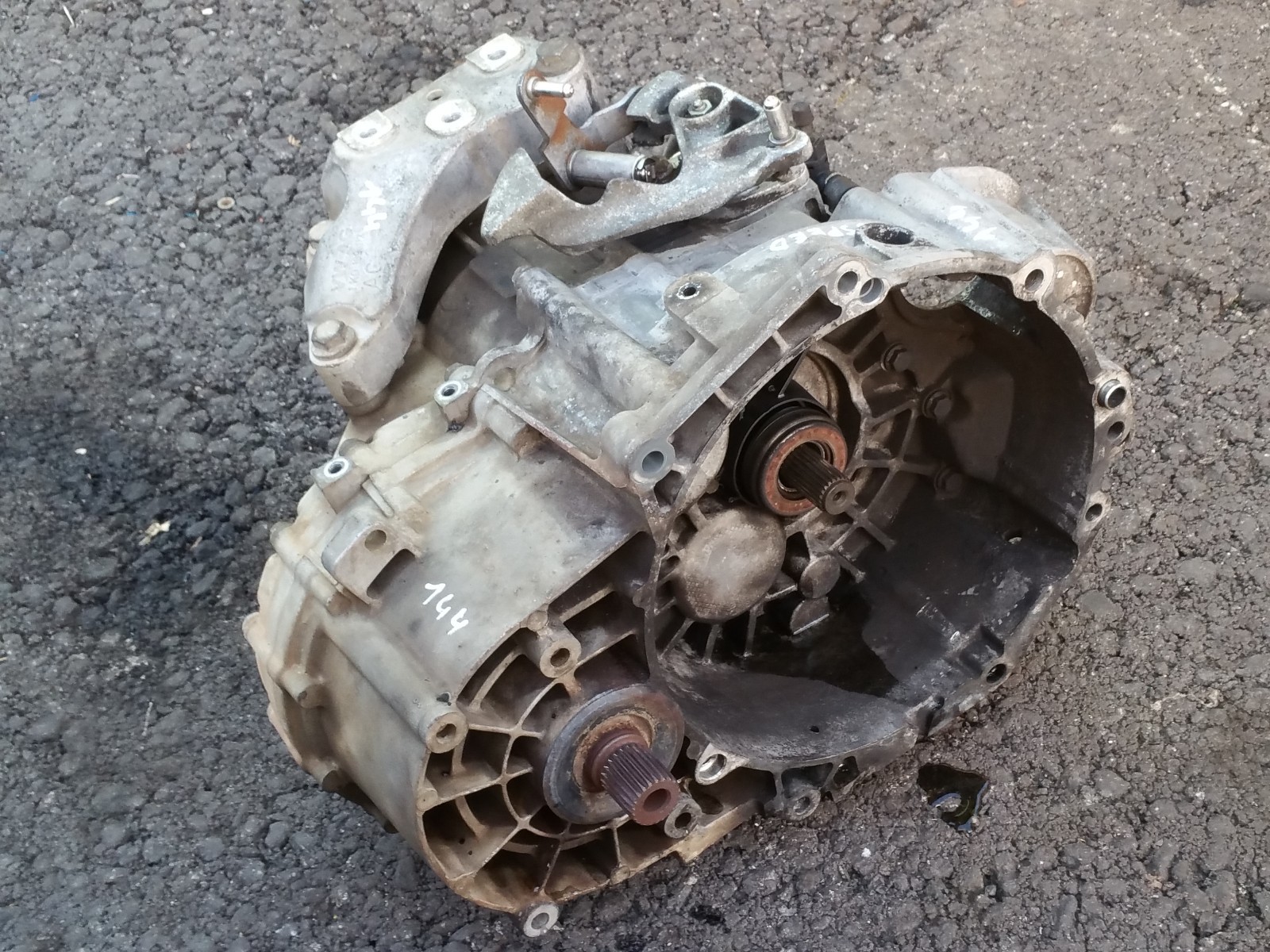 Details about VW TOURAN MK1 2.0TDI '03 AZV ENGINE 6 SPEED MANUAL GEARBOX  CODE: GNE